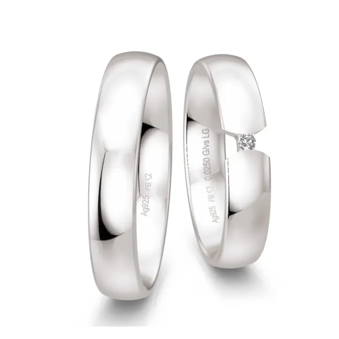 Eheringe aus Silber 925 mit Labor Diamant in Spannfassung