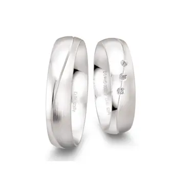 Eheringe aus Silber 925 mit drei Labor Diamanten in zwei Oberflächen