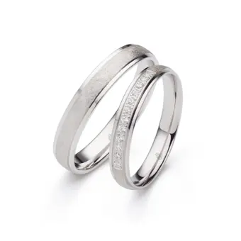 Eheringe aus rhodiniertem Silber 925 kratzmatt mit 12 Zirkonia