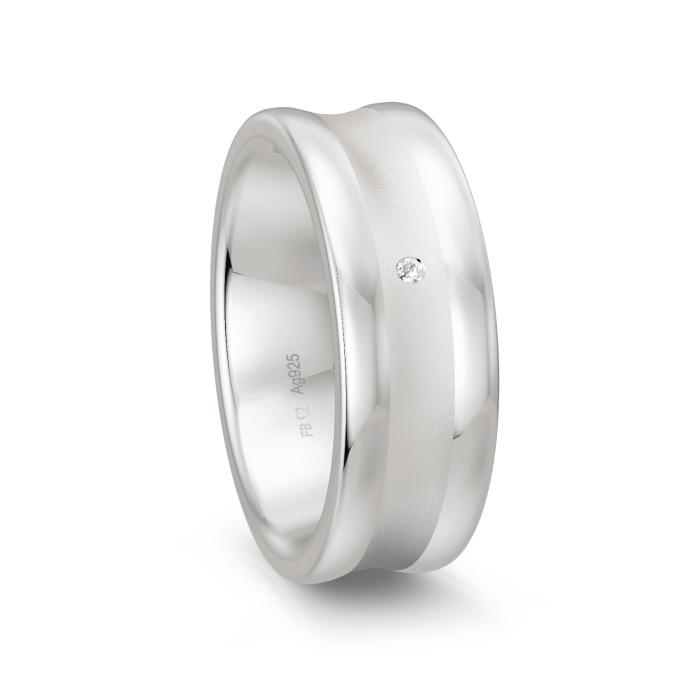 Trauring aus platiniertem Silber 925 in konkaver Form matt mit Diamanten