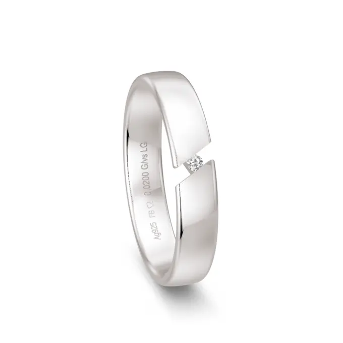 Schmaler Trauring aus Silber 925 mit Labor Diamanten in Spannfassung und Polierung