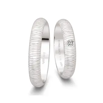 strukturierte 925er Silber Trauringe mit einzelnem Labor Diamanten