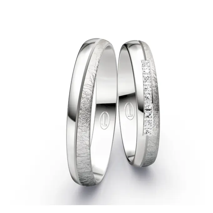 Halb polierte halb eismatte Silber 925 Eheringe mit 9 Diamanten