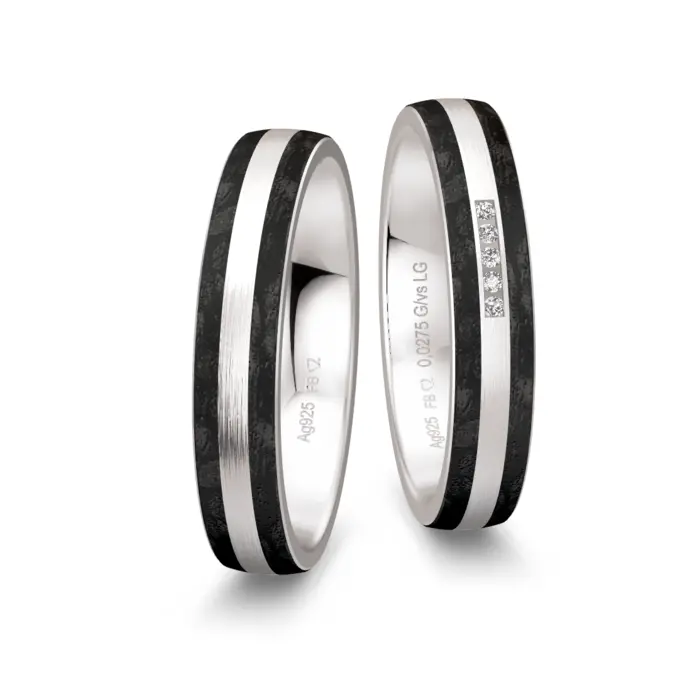 Matte 925er Silber und Carbon Trauringe mit Labor-Diamanten im Kanal