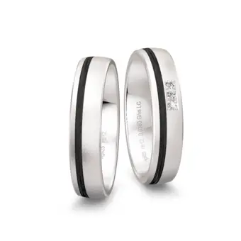 Schmale Silber 925er Trauringe mit 3 Labor Diamanten und Sandmattierung