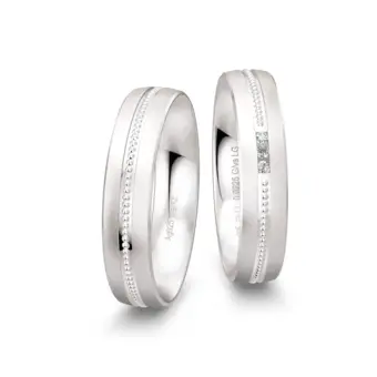 Sandmatte 925er Silber Trauringe mit mittigem Millgriff Design und Labor-Diamanten