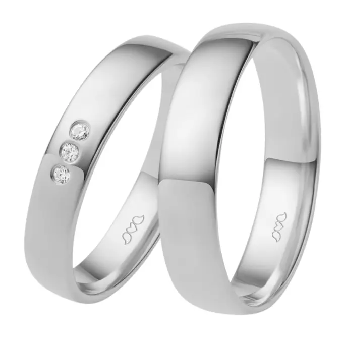 Eheringe aus rhodiniertem Silber 925 mit 3 Zirkonia in zwei Breiten