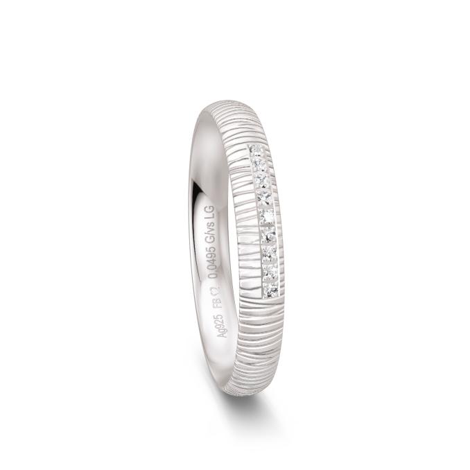 Silber 925 Ehering in Rillen-Design mit 9 Labor-Diamanten
