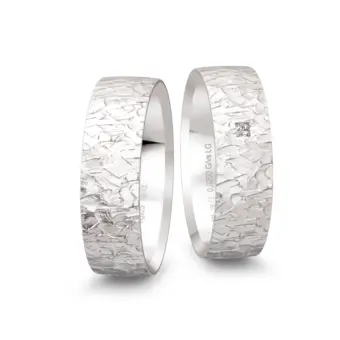 Breite 925er Silber Trauringe mit Strukturierung und Labor-Diamanten