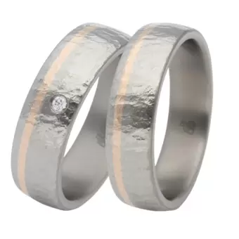 Titan&Roségold Eheringe mit Labor-Diamanten in strukturierter Oberfläche