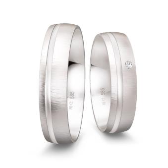 Weissgold Eheringe quermattiert mit hochpolierter gewölbter Rille und Diamanten
