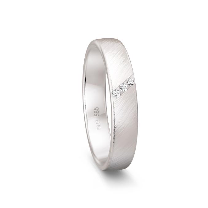 Quermattierter Trauring aus Weißgold mit 3 Diamanten in Vertiefung