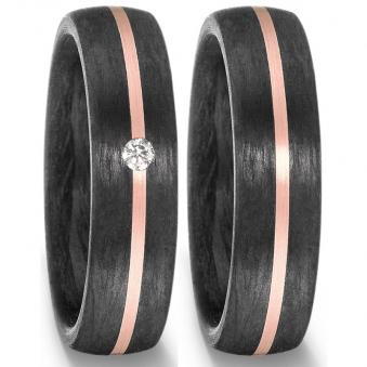 Tolle Trauringe aus schwarzem Carbon mit Roségoldstreifen und Diamanten 8926904