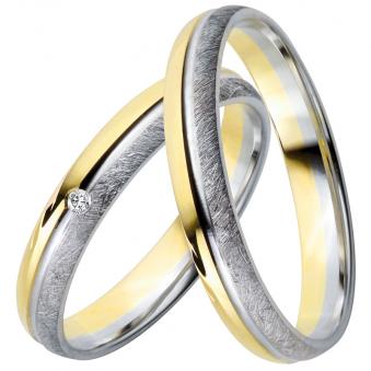 Aufnahme von Gelb-&Weissgold Eheringen mit Querbürstung und Polierung und Diamanten