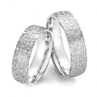 Aufnahme von Silber 925 Eheringen mit Eisoptik und Diamanten