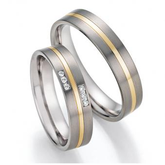 Modern designte Titan & Gelbgold Trauringe mit 6 Diamanten in zwei Rillen 4560116