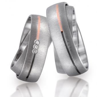 Breite Eheringe Partnerringe aus Titan, mattiert, mit Rotgold und Brilliant 51966/008/003/7203
