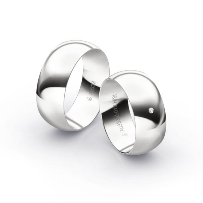 Aufnahme von breiten Eheringen aus Weissgold glatt poliert mit einem Diamanten