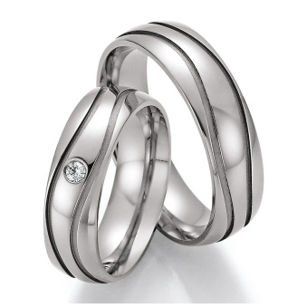 Eheringe Trauringe aus Titan mit Diamant Ruesch Collection Nowotny 77/20130-060