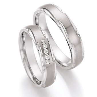 Eheringe Trauringe aus Titan mit Diamant asymmetrischen Rillen Ruesch Collection Nowotny 77/21070-05