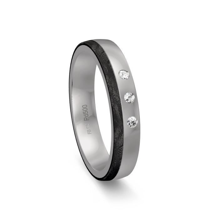 Ehering aus Palladium 500 und Carbon mit seitlichem Muster und Diamanten