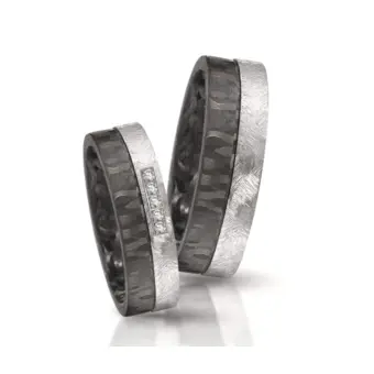 Tantal & Carbon Trauringe mit Diamanten und Strukturierung