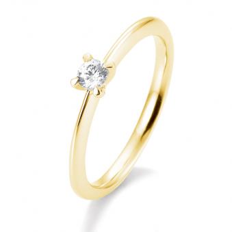 Aufnahme von einem Antragsring aus Gelbgold mit Diamanten