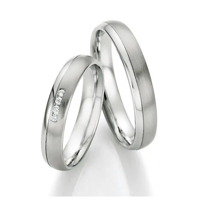 Stahl Eheringe und Trauringe mit Diamanten mit Mattierung