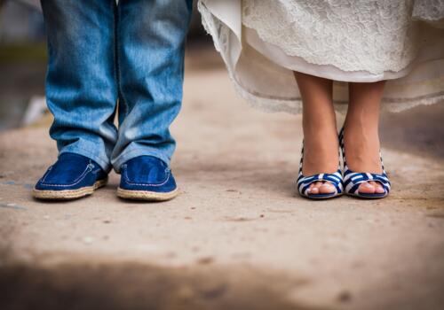 Brautpaar mit blauen Asseccoires