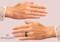 Hände mit Ringen
